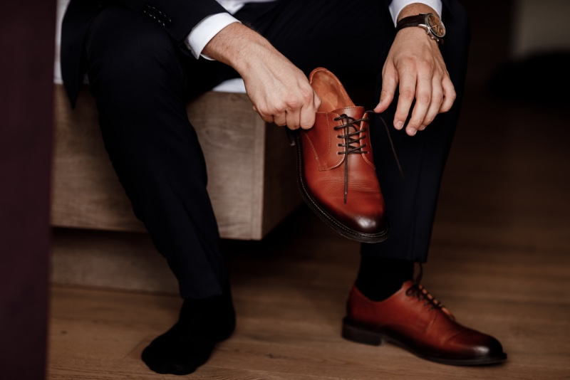 Can You Wear Brown Shoes With Black Pants  Black Lapel