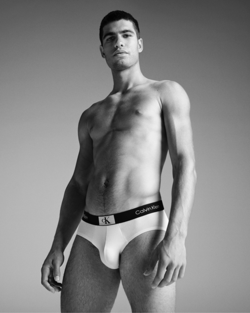 Justin Bieber Flaunts His Stuff in New Calvin Klein Underwear Ad