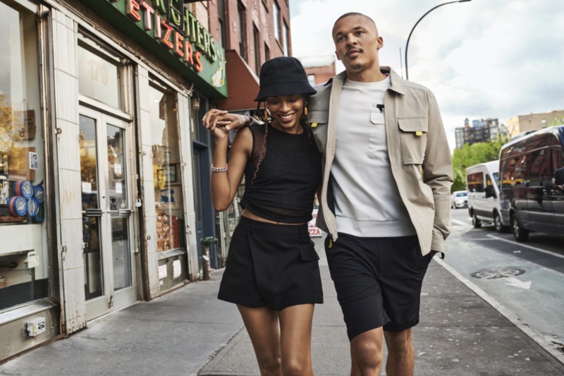 DKNY and Urban Outfitters Bring Back '90s Streetwear – GAZELLE MAGAZINE