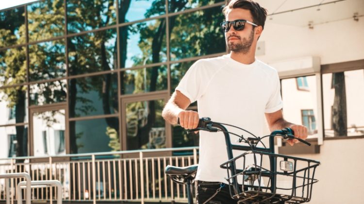 Man Bike Summer Style Denim Shorts Cut Jeans White TShirt
