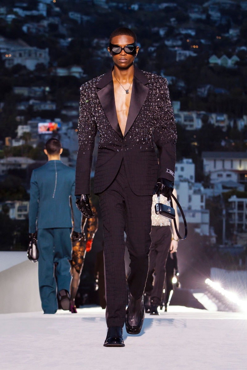 Versace Fall 2023: A Celebration of the Male Form