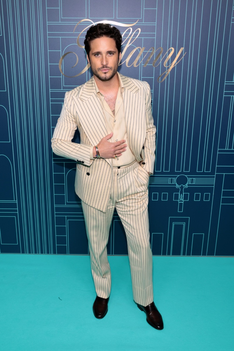 Diego Boneta wears a Giuliva Heritage pinstripe suit to the Tiffany & Co. New York flagship reopening celebration.