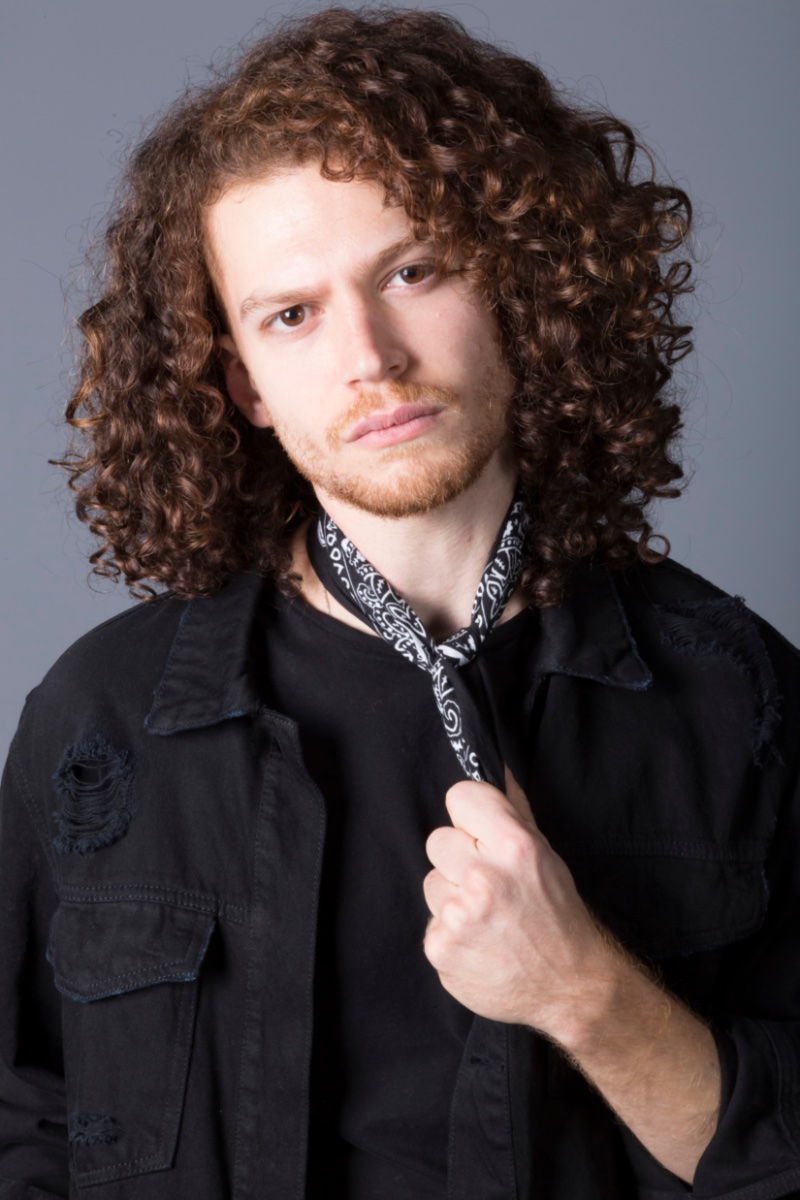 Men how to style curly hair? What are some popular hairstyles for men with curly  hair? - Quora