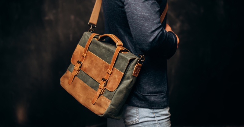 Men Minimalist Flap Square Bag | Side bags for men, Shoulder bag outfit,  Messenger bag men