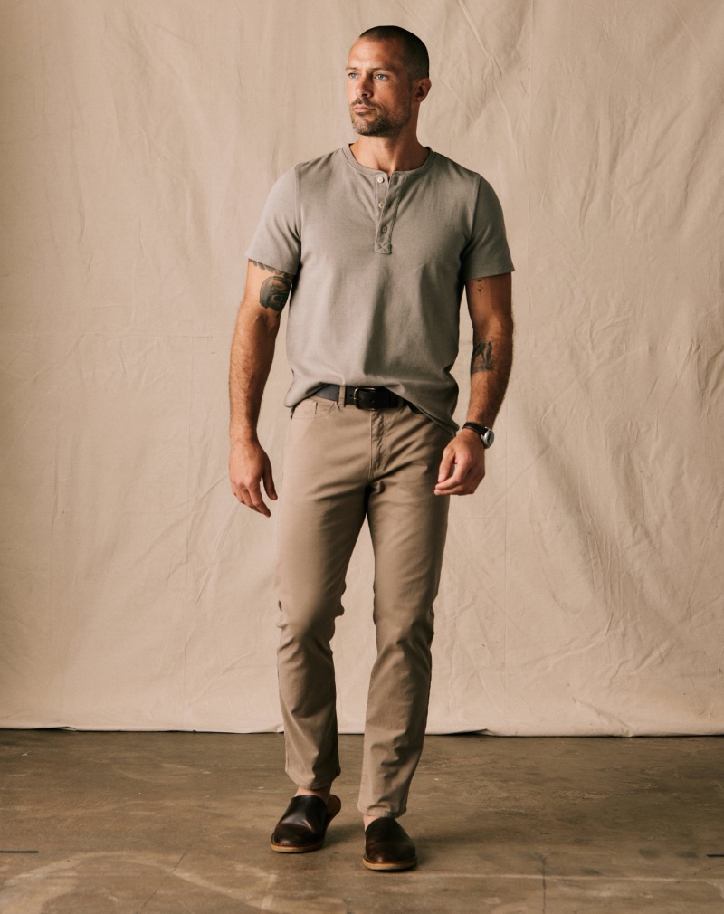 What to Wear with Khaki Pants Outfit Mens | A Style Guide - Nimble Made
