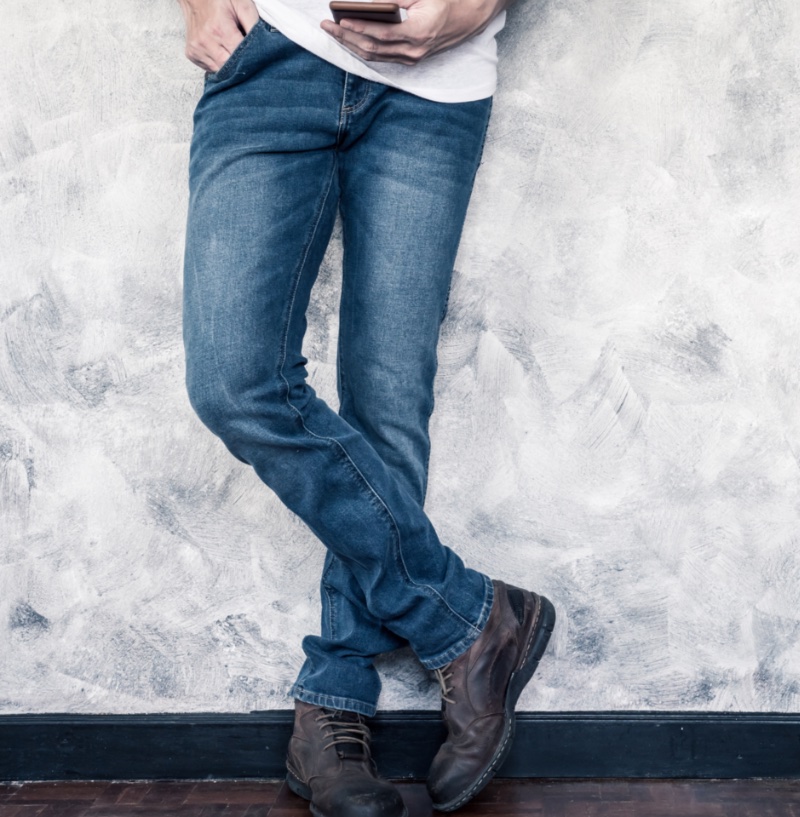Minimalist Wardrobe Essentials for Men: The Ultimate Guide