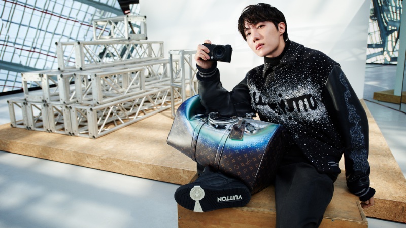 All The Louis Vuitton Accessories Spotted On BTS During The Fall/Winter  2021 Showcase