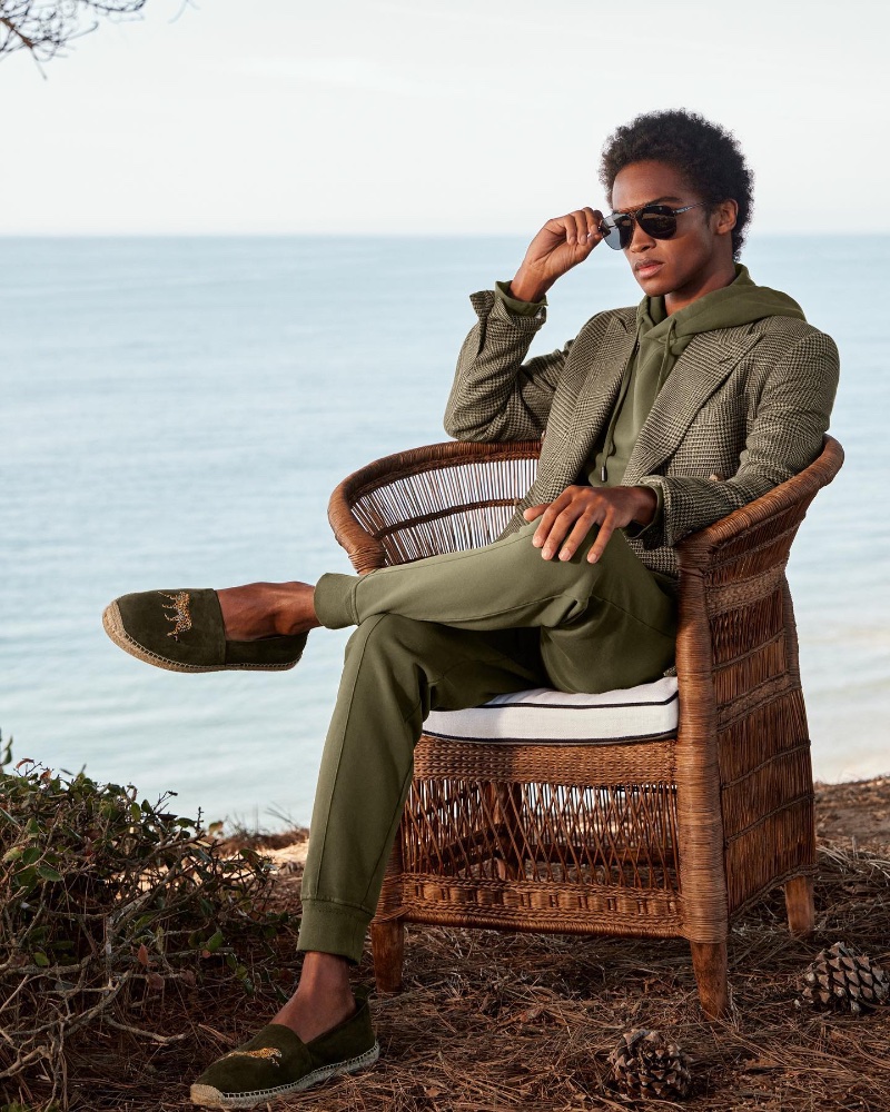 Ralph Lauren Channels Coastal Style with Effortless Elegance
