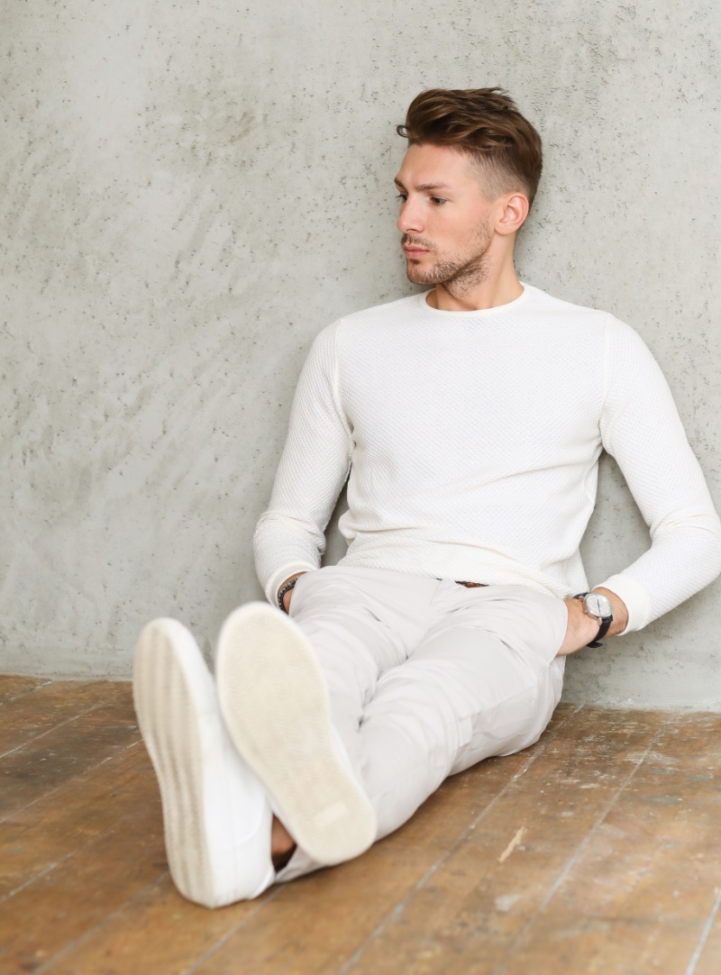 Buy White Trousers & Pants for Men by hangup Online | Ajio.com