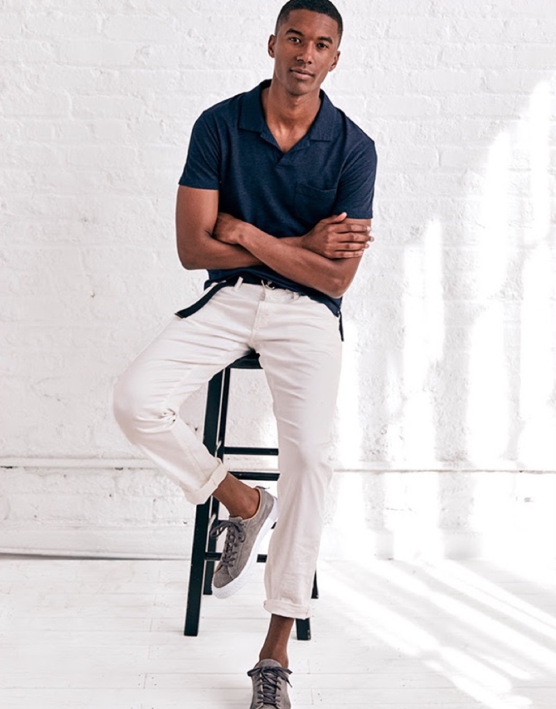 Men's Guide To Styling White Jeans Outfits Correctly