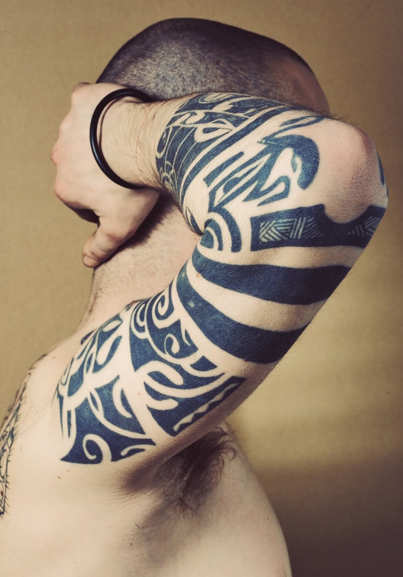 Fit Model Tattoo Art Skin Bearded Man Tattooed Chest Macho Stock Photo by  ©stetsik 193986166