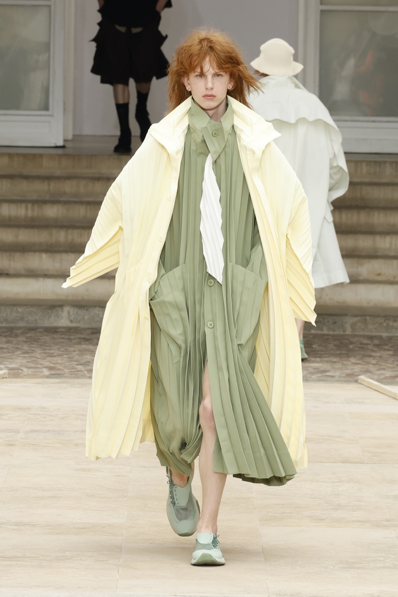 Homme Plisse Issey Miyake Spring Summer 2025 Collection 015