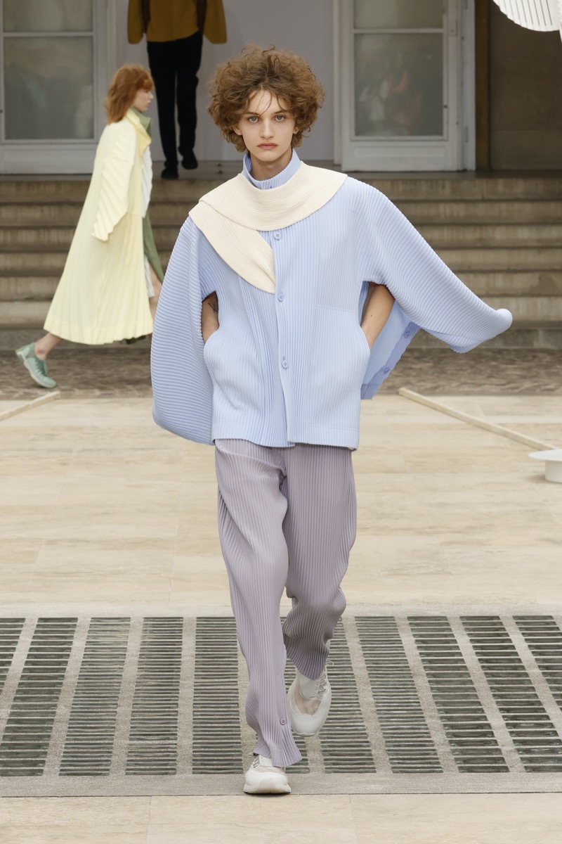 Homme Plisse Issey Miyake Spring Summer 2025 Collection 018