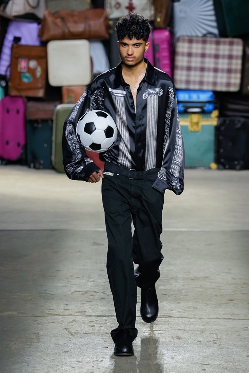 Moschino Spring Summer 2025 Collection Men 013