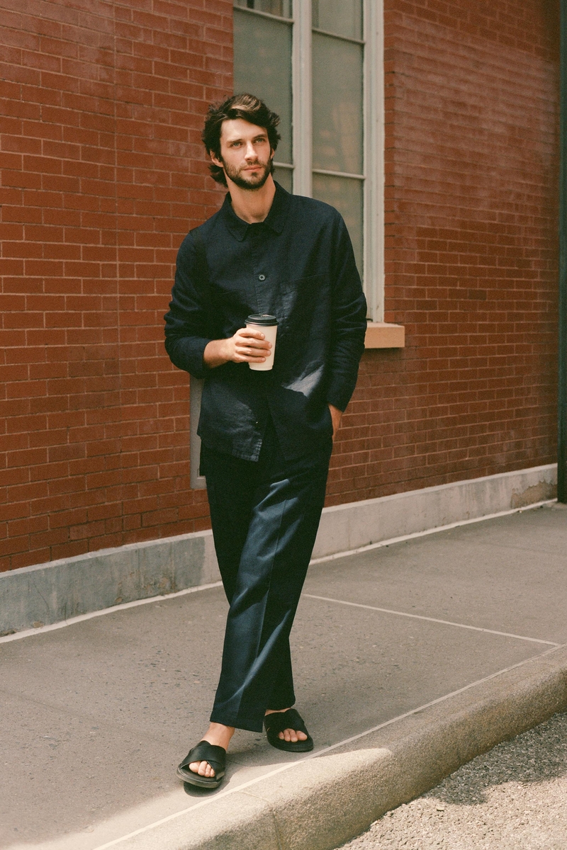 Matthew Bell steps out in a sleek, all-black ensemble by Zara.