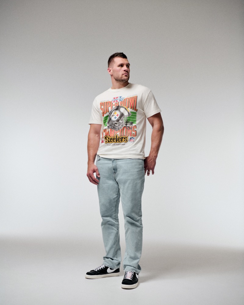 TJ Watt Abercrombie & Fitch Pittsburgh Steelers T-shirt Campaign 2024