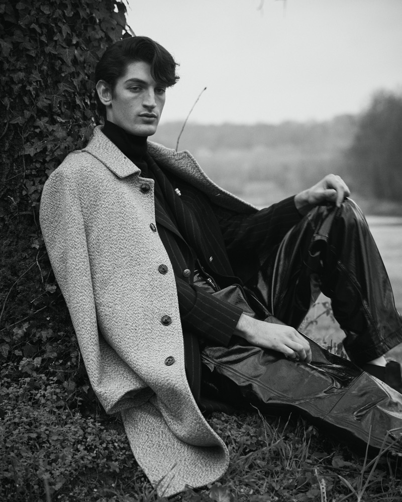 Aaron Shandel models a contemporary tailored look for Baldessarini’s fall-winter 2024 campaign.