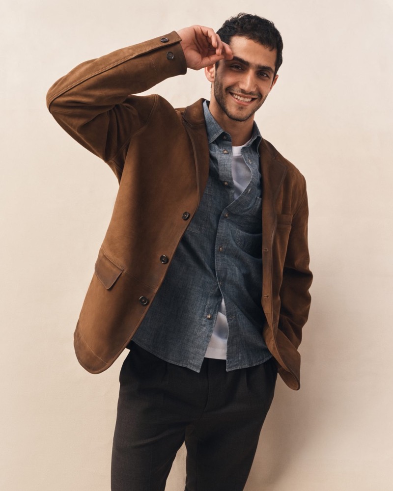 All smiles, Ahmad Kontar rocks Banana Republic’s relaxed nubuck leather blazer with a linen shirt.