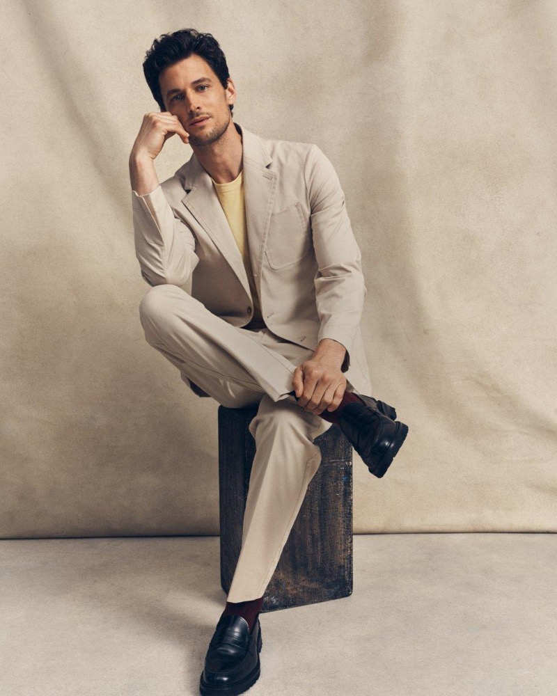 Model Garrett Neff dons an Italian stretch chino blazer and chinos by Banana Republic.