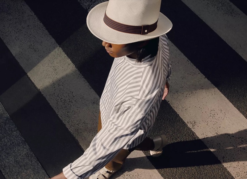 Hermès’ Rio H Cut hat is made with Toquilla straw, sourced from the palm trees found on the Ecuadorian coast.