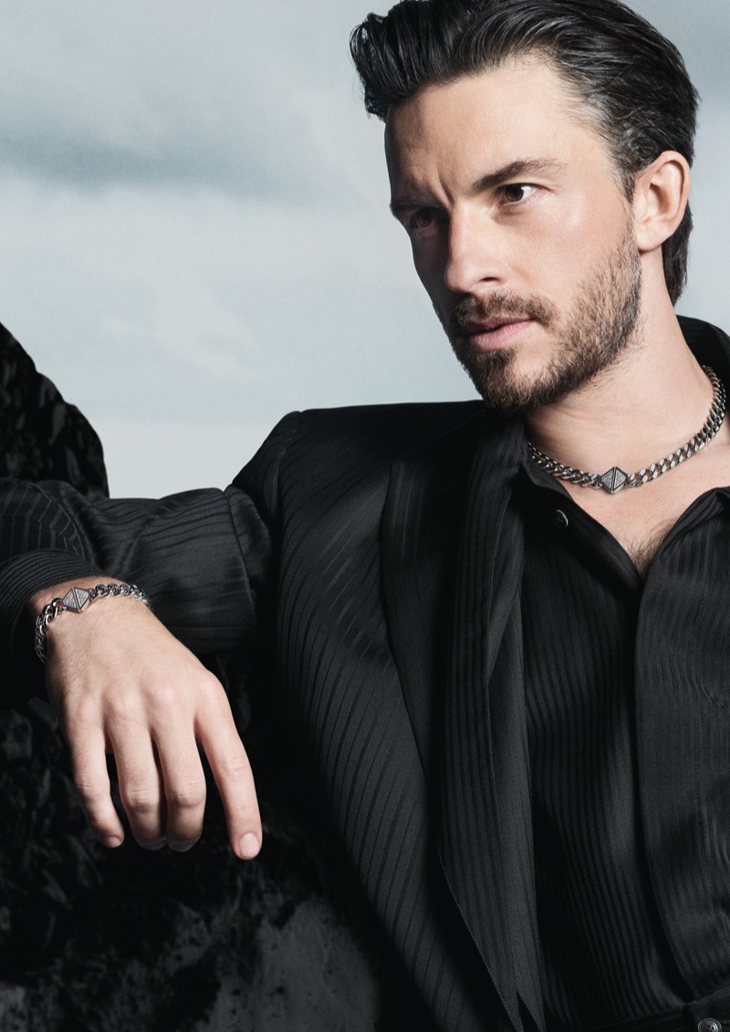 A chic vision, Jonathan Bailey appears in Emporio Armani’s fall-winter 2024 jewelry advertisement.