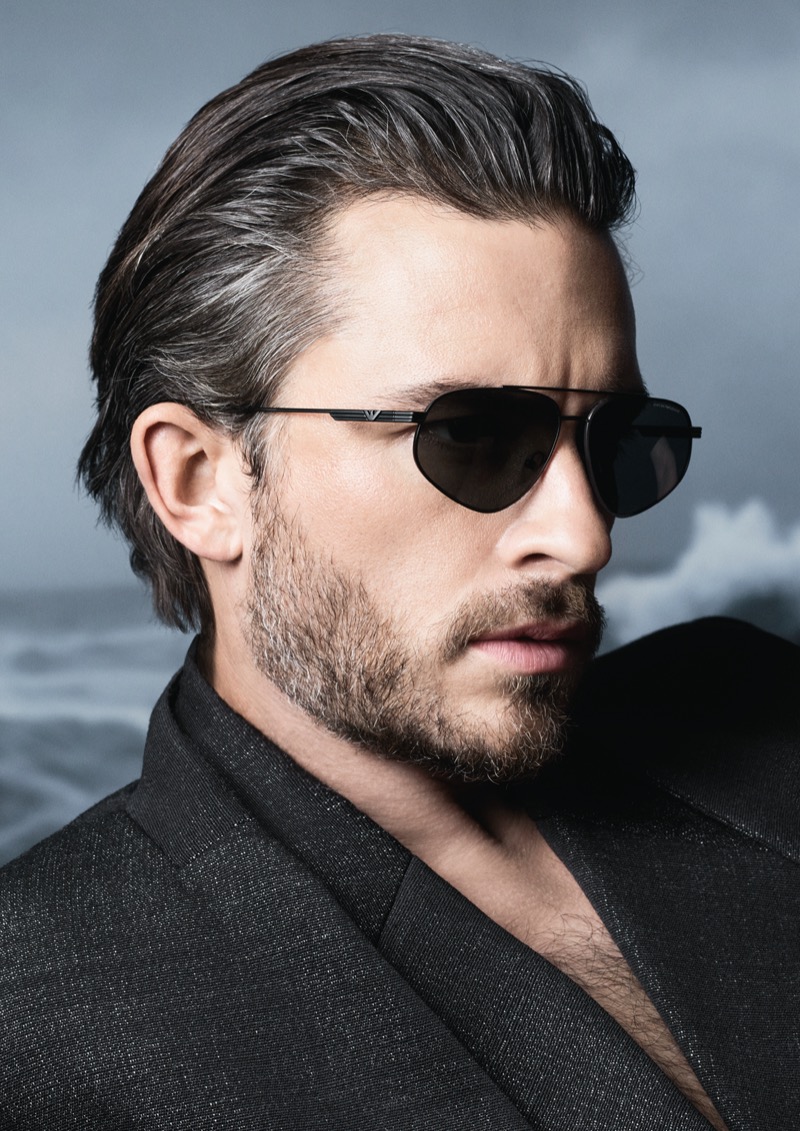 Emporio Armani enlists Jonathan Bailey to front its fall-winter 2024 eyewear advertisement.