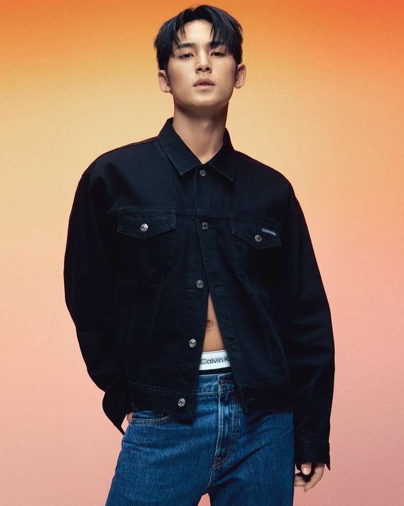 Korean rapper MINGYU fronts Calvin Klein’s fall 2024 denim advertisement.