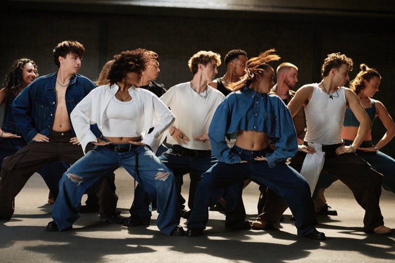 Dance takes centerstage for Gap’s “Get Loose” advertisement featuring singer Troye Sivan. 