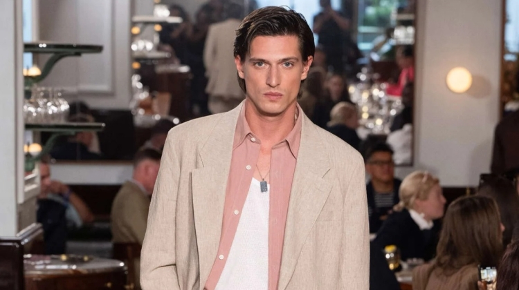 Todd Snyder Spring 2025 Delivers Chic Slouchiness