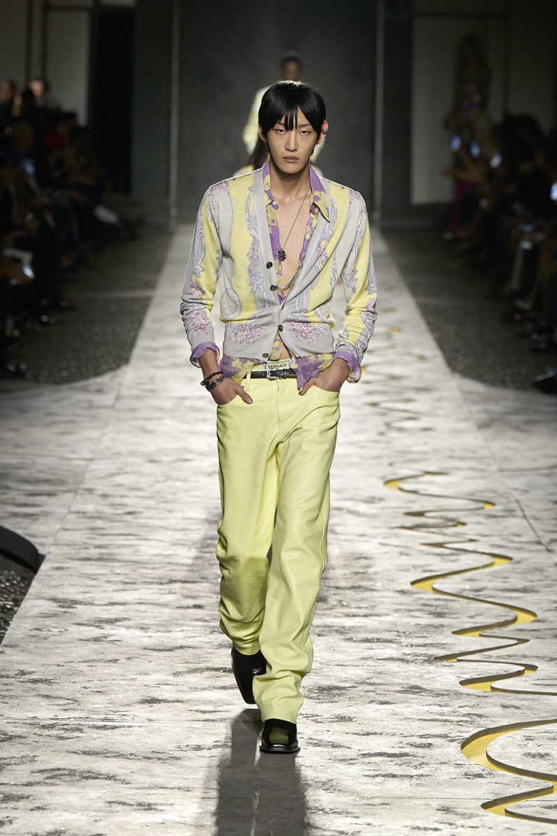 Versace Spring Summer 2025 Collection 025