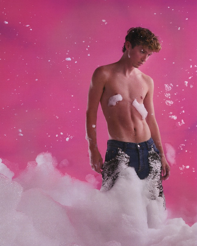 Troye Sivan rocks Stella McCartney jeans.