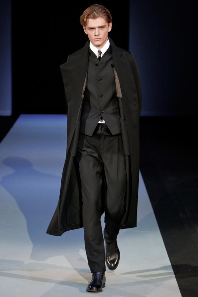 Emporio Armani Fall 2011 | Milan Fashion Week – The Fashionisto