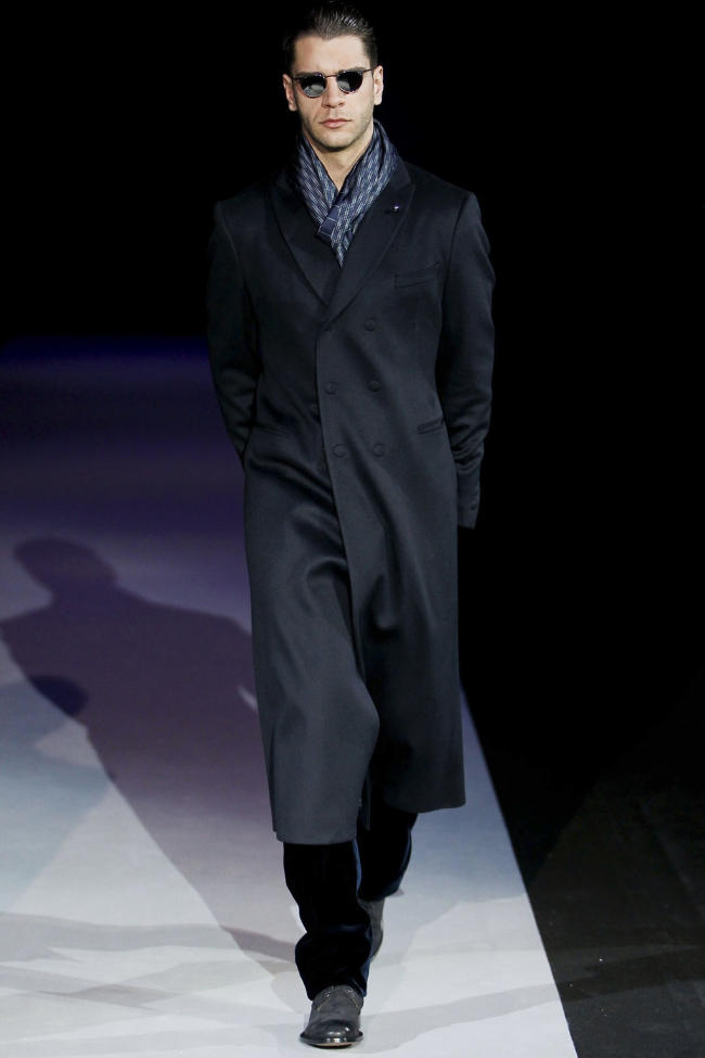 Giorgio Armani Fall 2011 | Milan Fashion Week